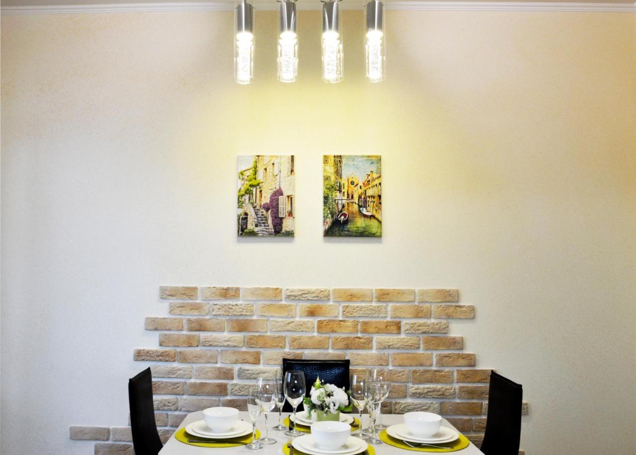Comfort Apartments - Beautiful Suite By The Park Grodno Esterno foto